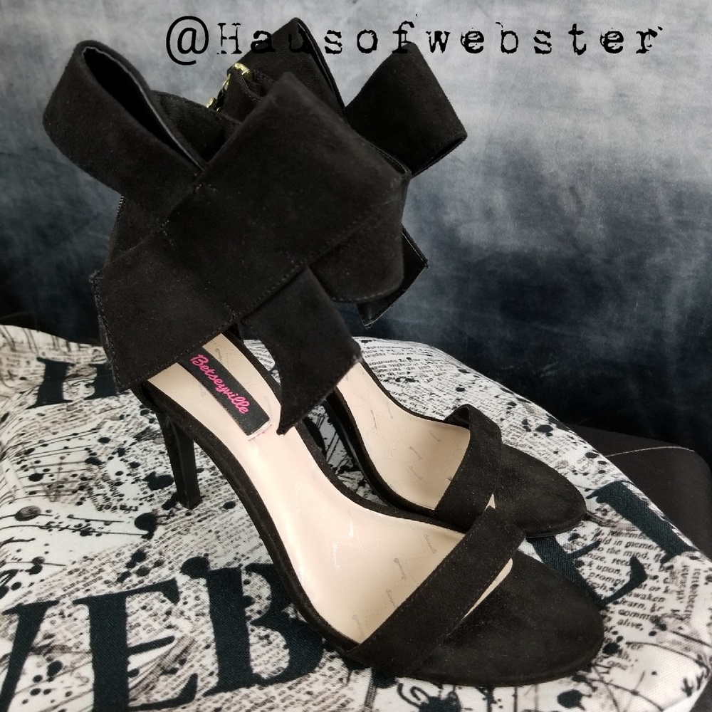 [Betsyville] black ankle bow heels